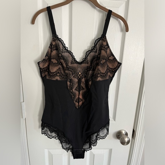 Pinsy Sculpting Lace Shapewear Bodysuit | Black, 1X | New with Tags - Picture 2 of 8
